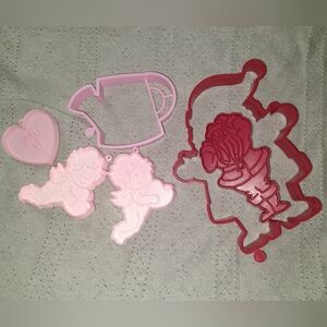 Pink and Red Cookie Cutters Set
